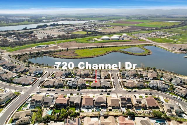 720 Channel Dr, Lathrop, CA 95330