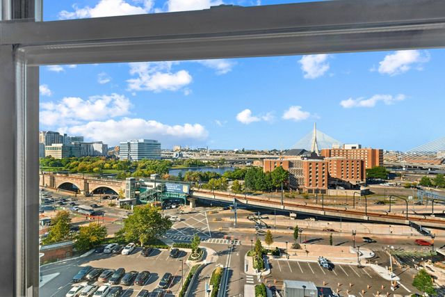 8 Whittier Pl 11K, Boston, MA 02114