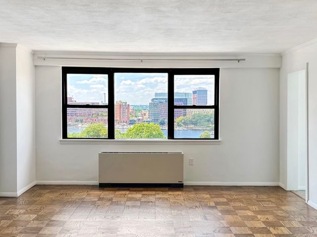 8 Whittier Pl 11K, Boston, MA 02114