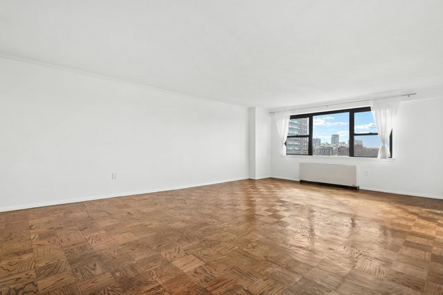 8 Whittier Pl 11K, Boston, MA 02114