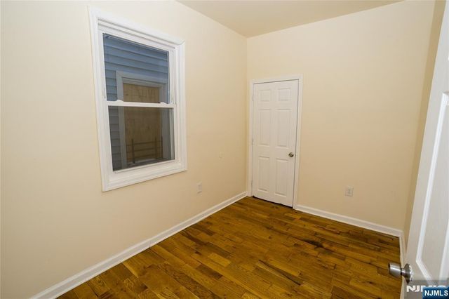 491 17th Street, Newark, NJ 07103