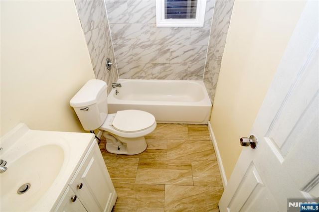 491 17th Street, Newark, NJ 07103