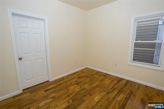 491 17th Street, Newark, NJ 07103