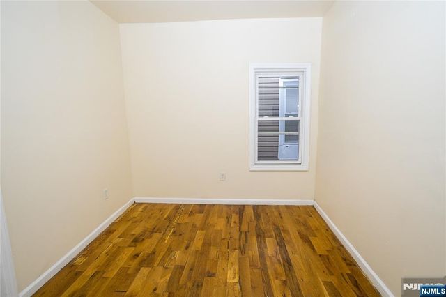 491 17th Street, Newark, NJ 07103