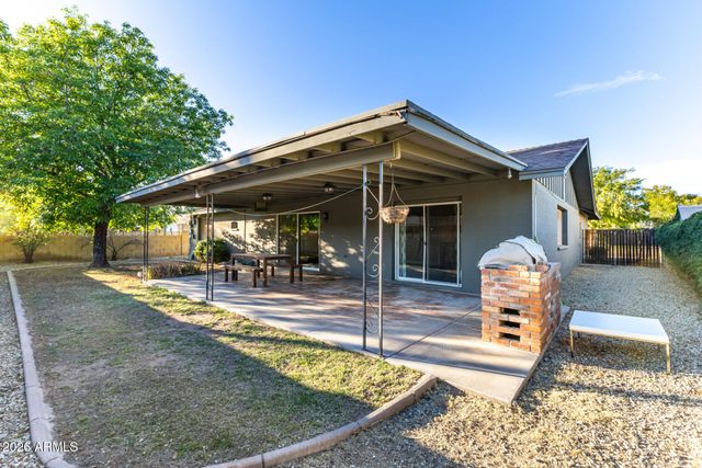 1649 W ROYAL PALM Road, Phoenix, AZ 85021