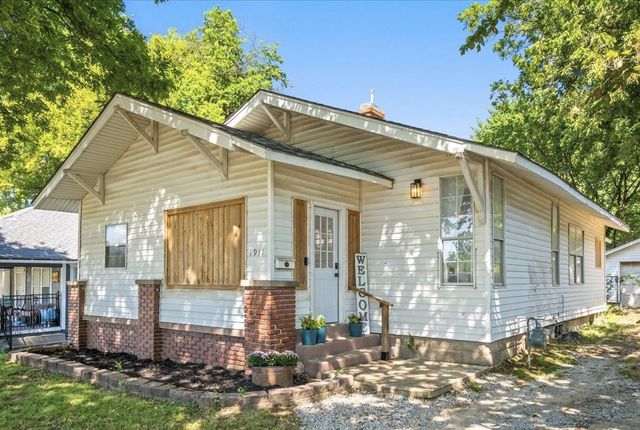 1911 W Cameron Street, Tulsa, OK 74127