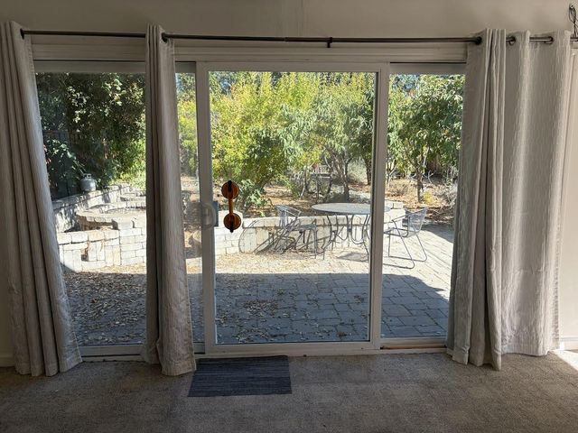 10534 Sterling Boulevard, Cupertino, CA 95014