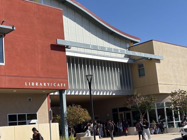 10534 Sterling Boulevard, Cupertino, CA 95014