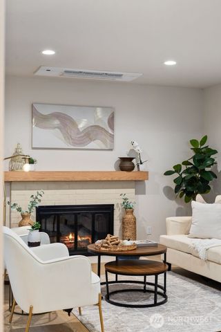 2314 46th Avenue SW, Seattle, WA 98116