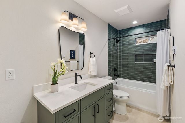 2314 46th Avenue SW, Seattle, WA 98116