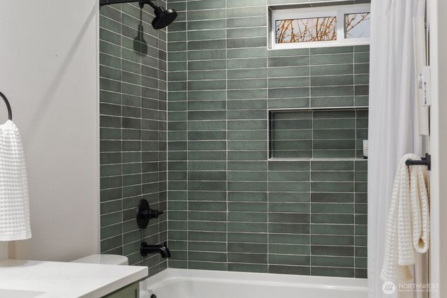 2314 46th Avenue SW, Seattle, WA 98116