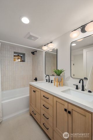 2314 46th Avenue SW, Seattle, WA 98116