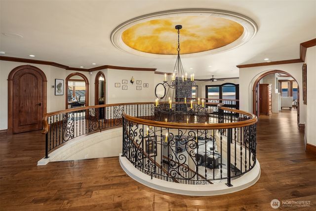 21827 4th Avenue S, Normandy Park, WA 98198