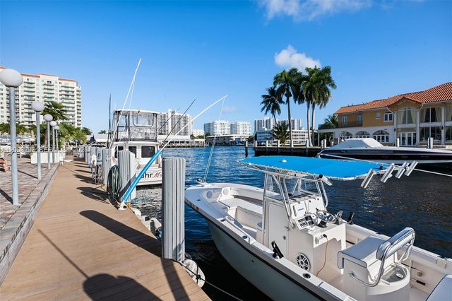 2900 NE 30th St 7G, Fort Lauderdale, FL 33306