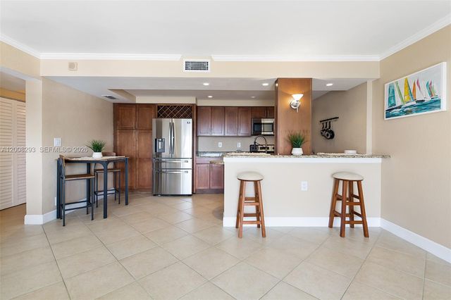 2900 NE 30th St 7G, Fort Lauderdale, FL 33306