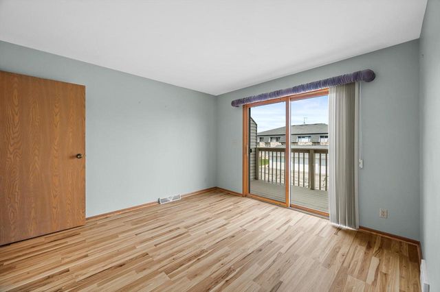10340 Parkwood DRIVE, Franklin, WI 53132
