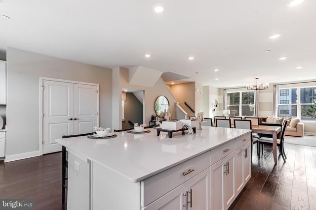 120 EARL HUBBARD DR, Titusville, NJ 08560
