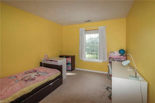 212 Archers DR, Suffolk, VA 23434