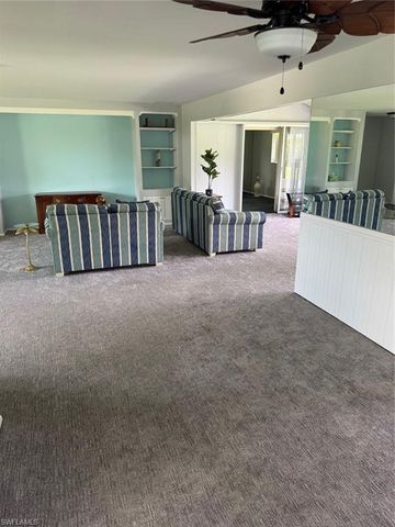 30 Maui CIR 30, Naples, FL 34112