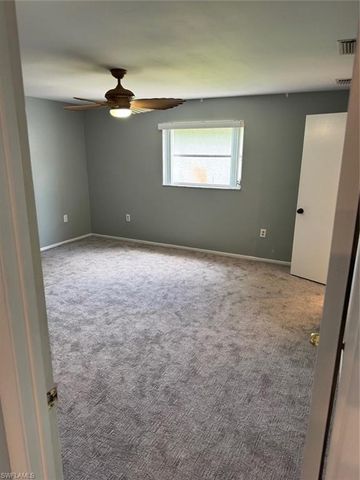 30 Maui CIR 30, Naples, FL 34112