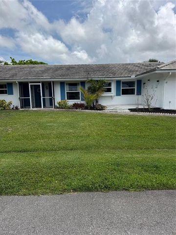 30 Maui CIR 30, Naples, FL 34112