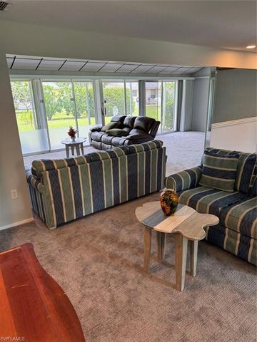 30 Maui CIR 30, Naples, FL 34112