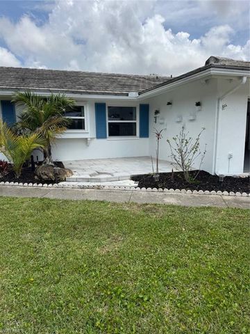 30 Maui CIR 30, Naples, FL 34112