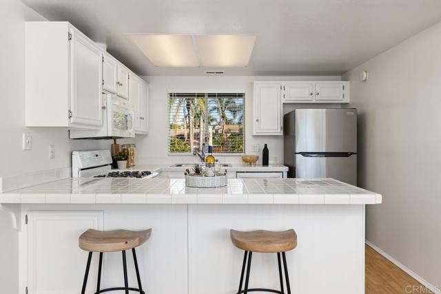 1330 Palomar Place 7, Vista, CA 92084