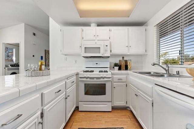 1330 Palomar Place 7, Vista, CA 92084