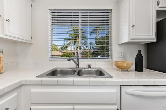 1330 Palomar Place 7, Vista, CA 92084