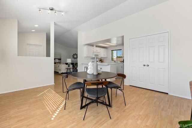 1330 Palomar Place 7, Vista, CA 92084