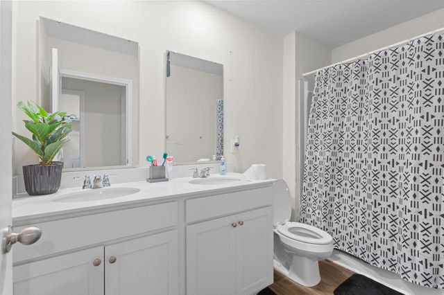 126 Lagoona Drive, Summerville, SC 29483