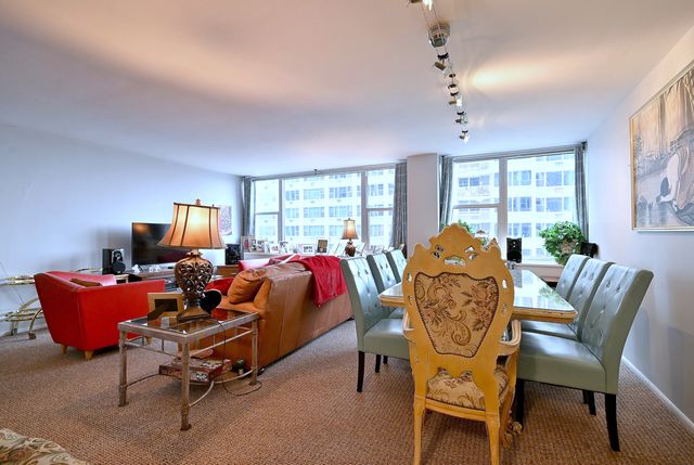 4250 N MARINE Drive 1731, Chicago, IL 60613