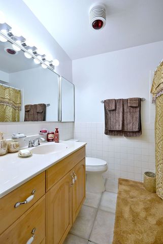 4250 N MARINE Drive 1731, Chicago, IL 60613