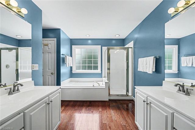 4504 Carriagebrook Court, Clemmons, NC 27012