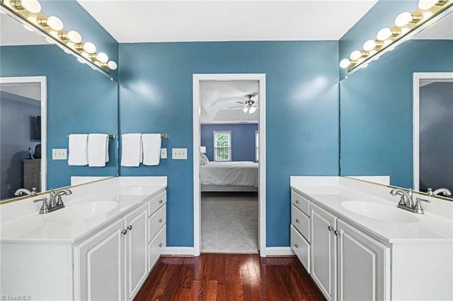 4504 Carriagebrook Court, Clemmons, NC 27012