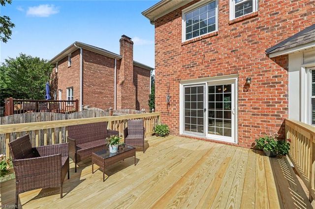 4504 Carriagebrook Court, Clemmons, NC 27012