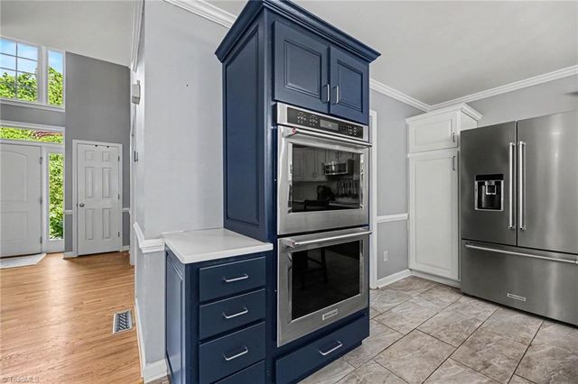 4504 Carriagebrook Court, Clemmons, NC 27012