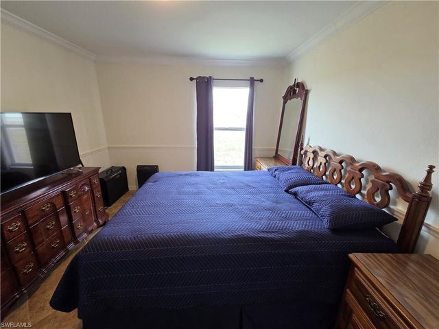 1050 NW 33rd PL, Cape Coral, FL 33993