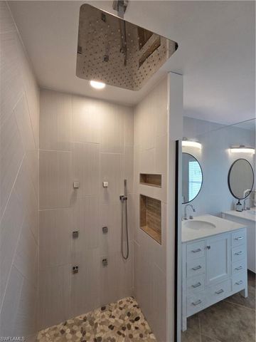 1050 NW 33rd PL, Cape Coral, FL 33993