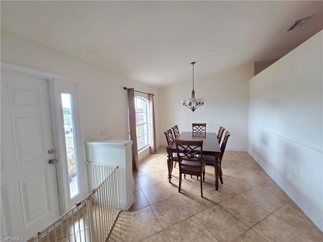 1050 NW 33rd PL, Cape Coral, FL 33993