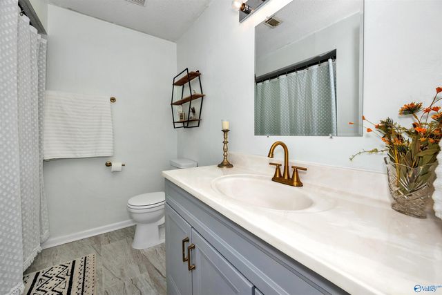 2225 Golf Drive SW 315, Huntsville, AL 35802