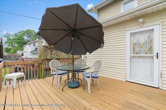 531 Pacific Avenue, Lansing, MI 48910