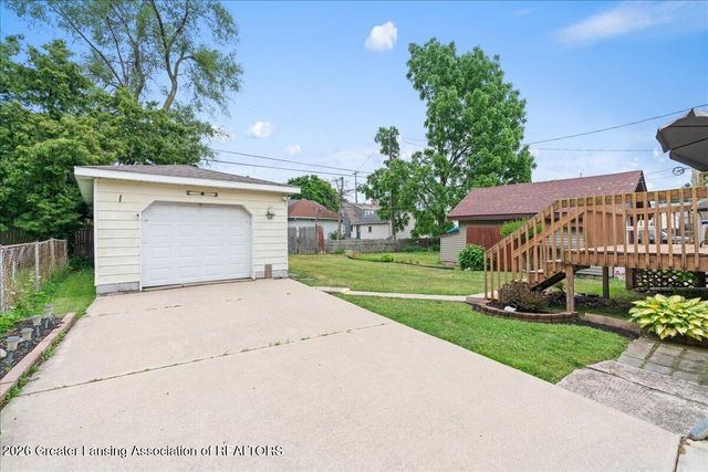 531 Pacific Avenue, Lansing, MI 48910
