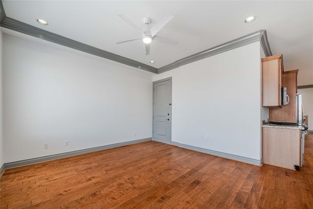 510 Lovett Boulevard 309, Houston, TX 77006