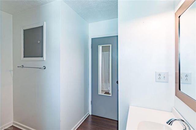 636 Hamburg Street, Mount Airy, NC 27030