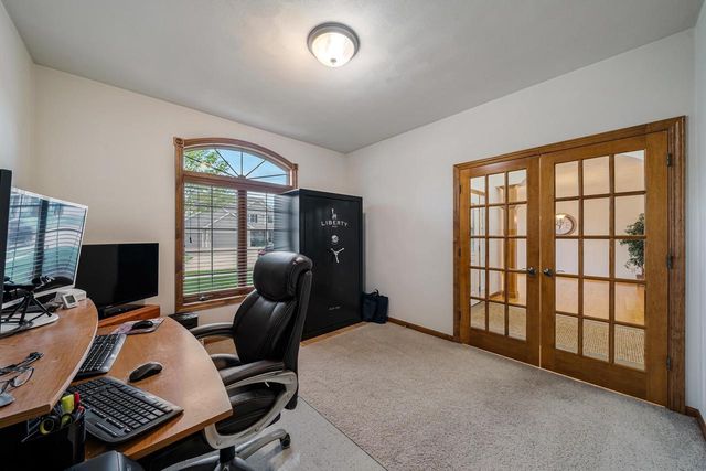 309 E STRATFORD LANE, Appleton, WI 54913