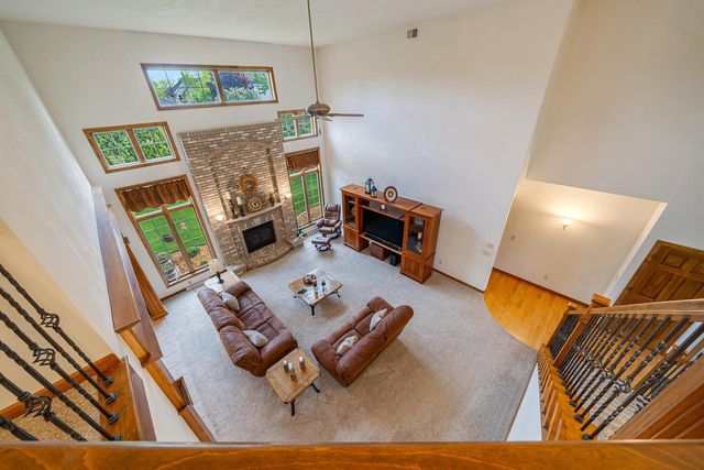 309 E STRATFORD LANE, Appleton, WI 54913