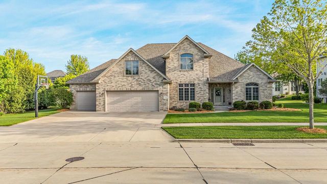 309 E STRATFORD LANE, Appleton, WI 54913