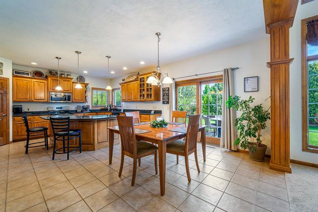 309 E STRATFORD LANE, Appleton, WI 54913